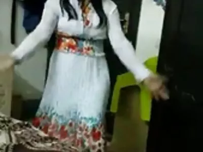 الساخنة شقراء في سن المراهقة اللواط يوتيوب افلام جنسيه فيديو (سيئة)